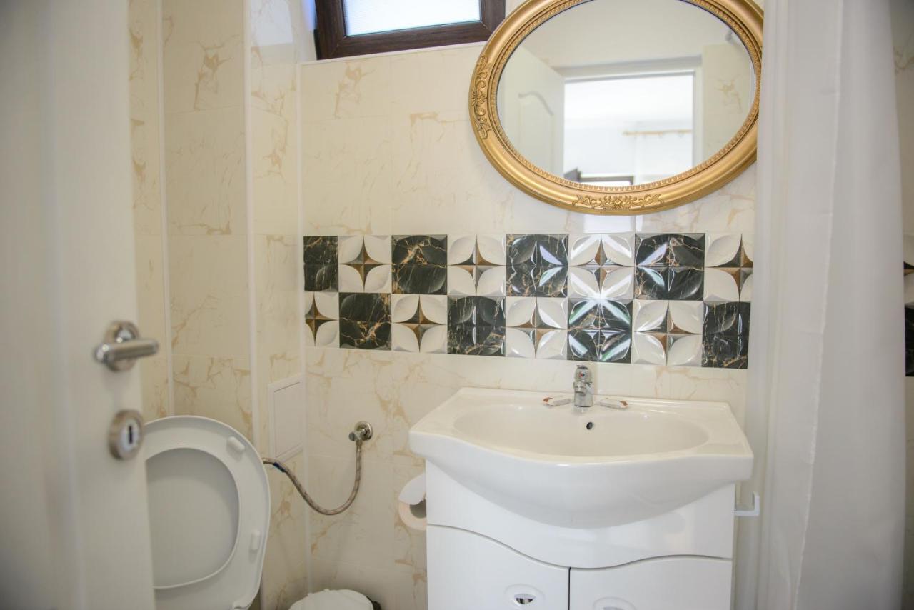 Vila Axelandra Hotel Eforie Bagian luar foto